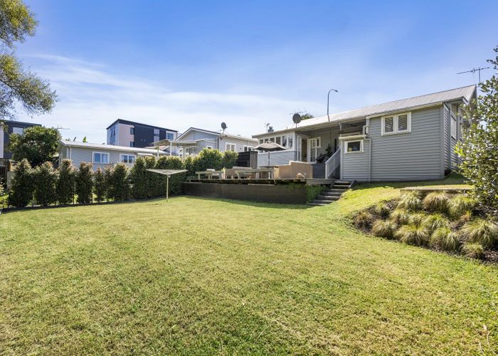  at 1018 Great North Road, Point Chevalier, Auckland