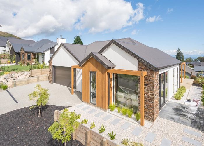  at 6 Old Farm Road, Stoke, Nelson