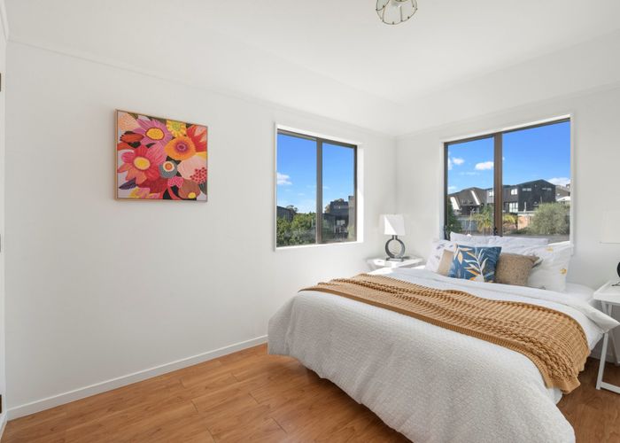  at 2/491 Glenfield Road, Glenfield, North Shore City, Auckland