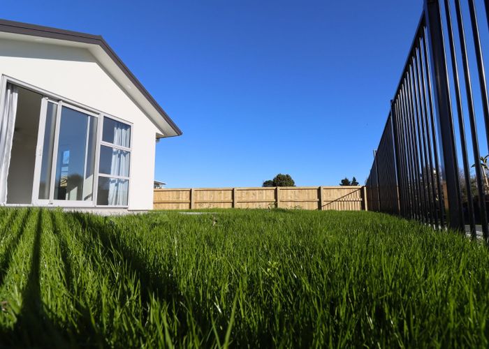  at 2/11 Miro Street, Maeroa, Hamilton