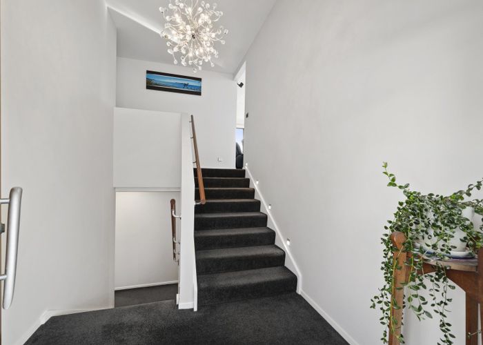  at 2 Botanical Heights Drive, Waipahihi, Taupo
