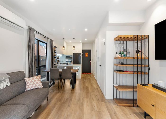  at 18 Treeline Lane, Flat Bush, Manukau City, Auckland