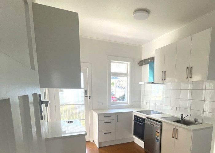  at 2 Lewin Road, Epsom, Auckland City, Auckland