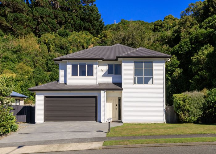  at 6 Chippenham Grove, Churton Park, Wellington, Wellington