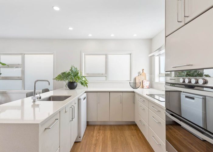  at 1/15 Sylvan Park Avenue, Milford, North Shore City, Auckland