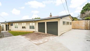  at 78 Lincoln Park Avenue, Massey, Auckland