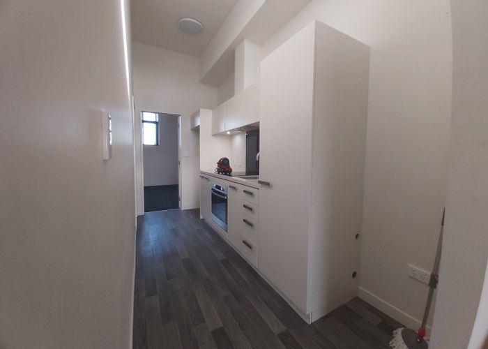  at 1/82 Riccarton Road, Riccarton, Christchurch City, Canterbury