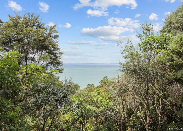  at 3 Herrings Cove Place, Titirangi, Auckland