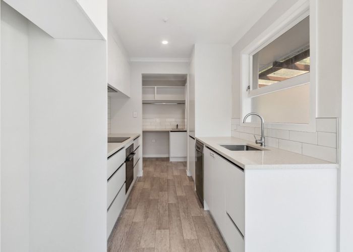  at 19 Dalesford Street, Silverdale, Hamilton, Waikato