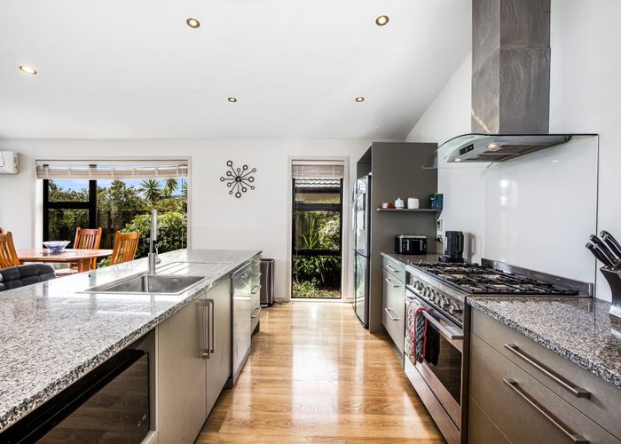  at 98 Navigation Drive, Whitby, Porirua, Wellington