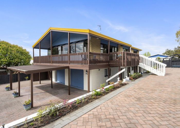  at 42 Pelorus Street, Glenview, Hamilton