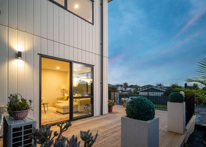  at 3A Pine Terrace, Howick, Manukau City, Auckland
