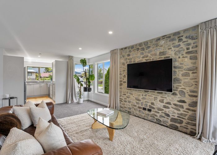  at 2 Dart Place, Fernhill, Queenstown-Lakes, Otago