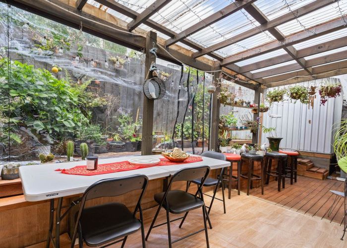  at 30 Albionvale Road, Glen Eden, Auckland