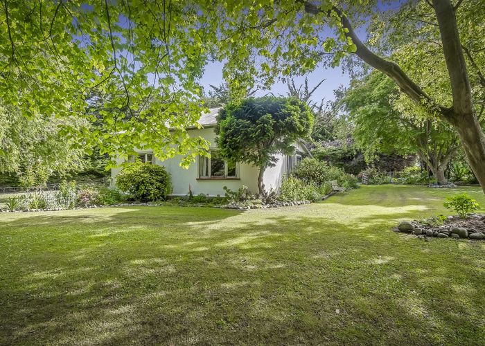  at 325 Curraghs Road, Christchurch