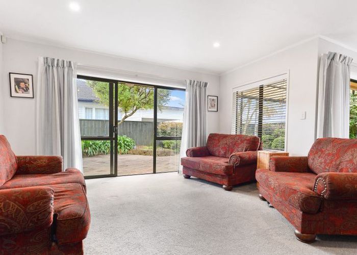  at 61 Vardon Road, Saint Andrews, Hamilton, Waikato