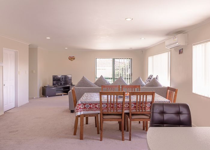  at 53 Castlefinn Drive, Weymouth, Auckland