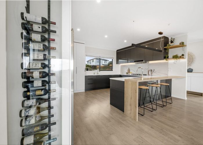  at 11 Whawhaki Road, Beachlands, Manukau City, Auckland