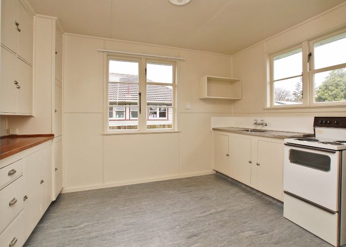  at 8 Sare Crescent, Fairfield, Hamilton, Waikato