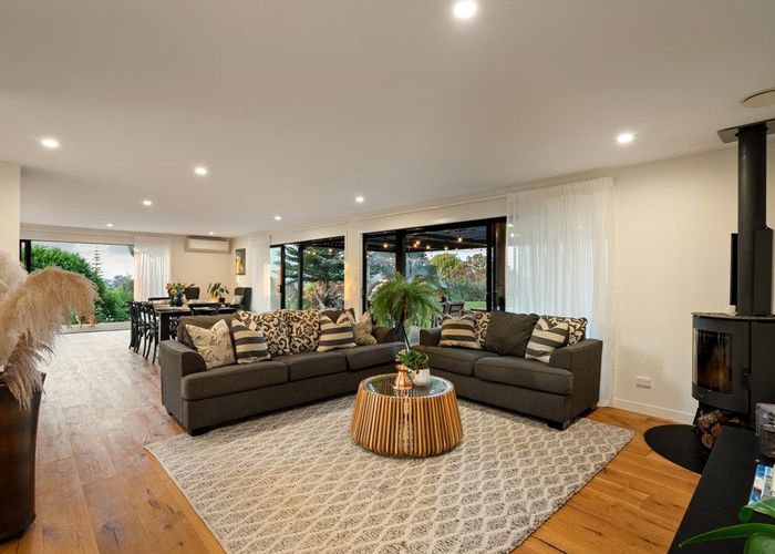  at 354 Whitford Road, Whitford, Whitford