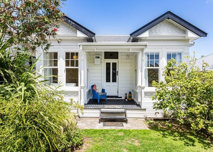  at 69 Herald Street, Berhampore, Wellington