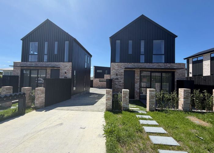  at 4/139 Tirimoana Rd, Te Atatu South, Waitakere City, Auckland