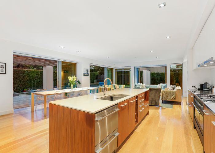  at 4 Clouston Street, Glendowie, Auckland