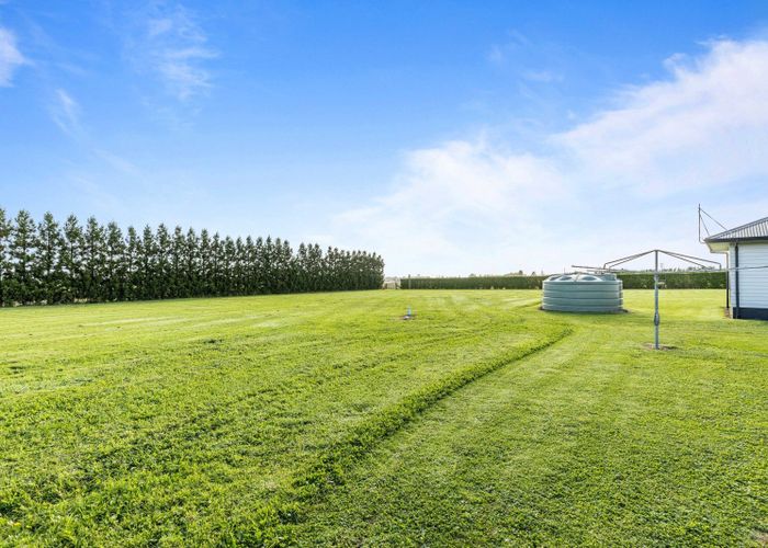  at 39 Kairau Road East, Brixton, Waitara