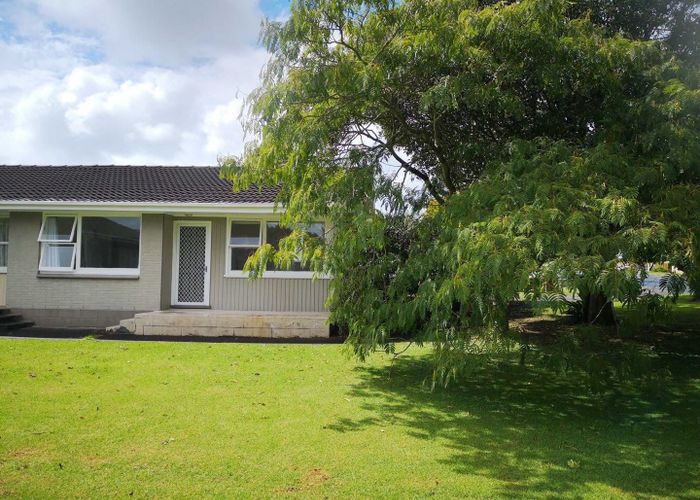  at 8/644 Pakuranga Road, Highland Park, Auckland