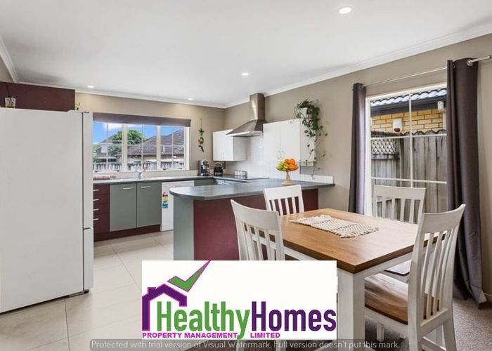  at 10 Peachstone Lane, Henderson, Waitakere City, Auckland