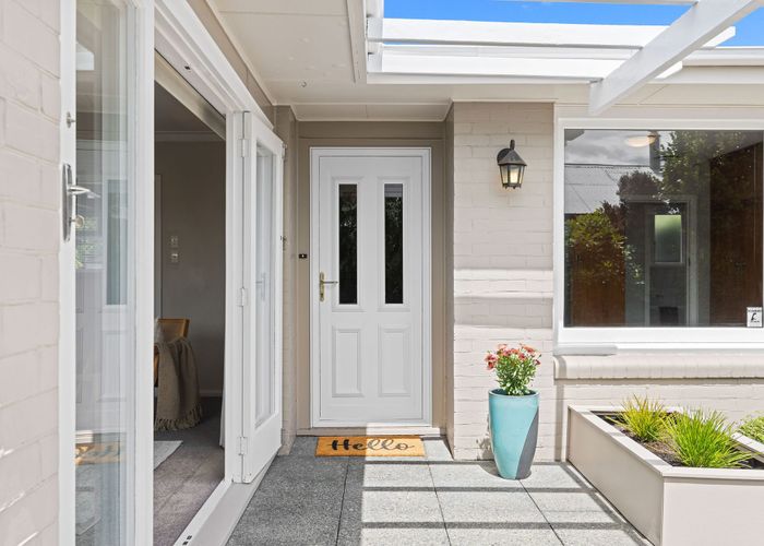  at 8 Chedworth Avenue, Bishopdale, Christchurch City, Canterbury