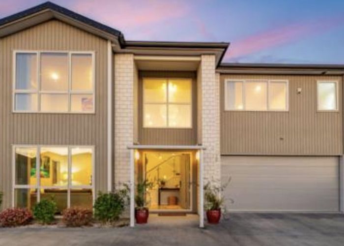  at 66 Charlestown Drive, Flat Bush, Auckland
