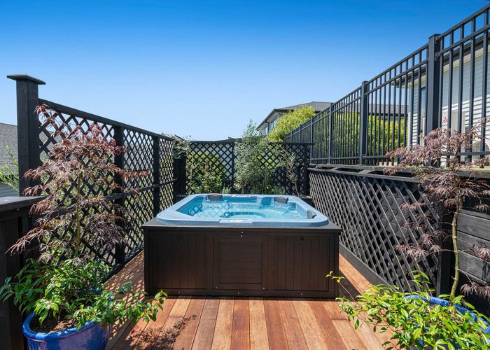  at 8 Kikorangi Drive, Orewa, Rodney, Auckland