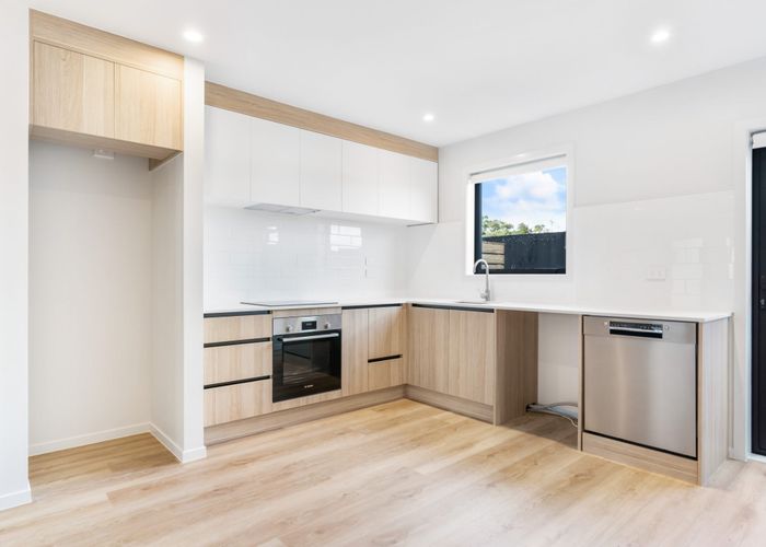  at 7/506 Glenfield Road, Bayview, North Shore City, Auckland