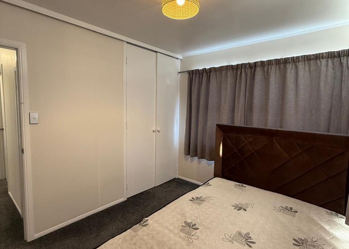  at 253 Te Atatu Road, Te Atatu South, Waitakere City, Auckland