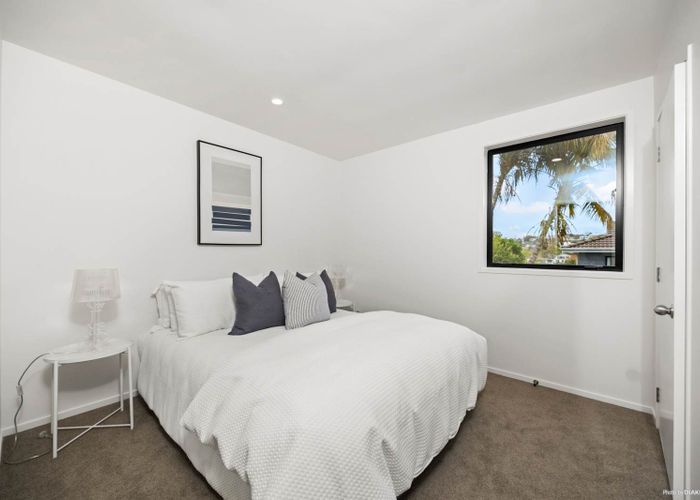  at 16/69 Target Road, Totara Vale, North Shore City, Auckland