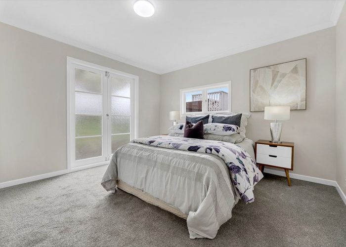  at 5 Lane Road, Weymouth, Manukau City, Auckland