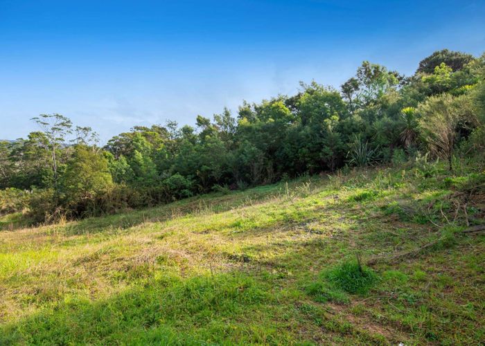  at 6 Madeira Lane, Massey, Waitakere City, Auckland