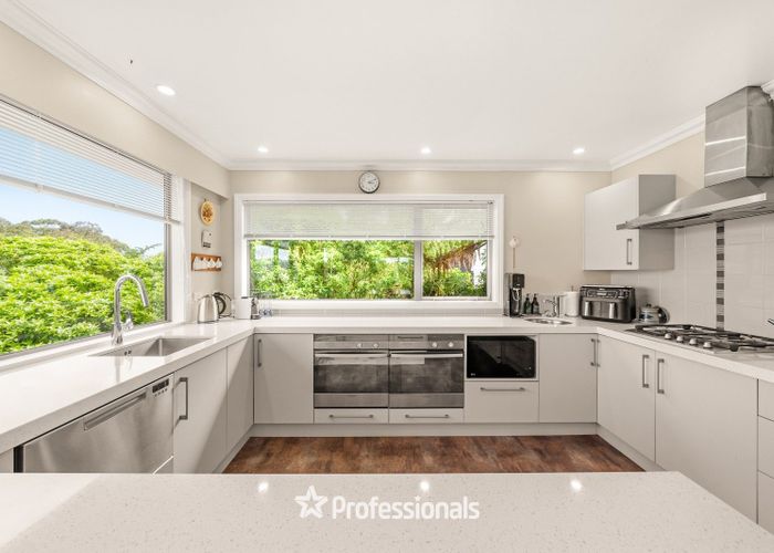  at 73 Tirohanga Road, Tirohanga, Lower Hutt, Wellington