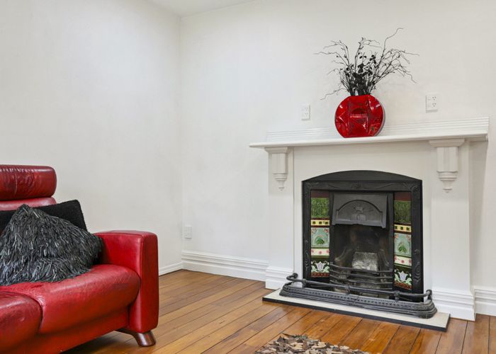  at 12 Kauri Loop Road, Oratia, Waitakere City, Auckland