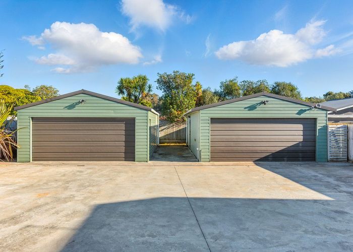  at 30 Eruini Street, Waikanae Beach, Kapiti Coast, Wellington