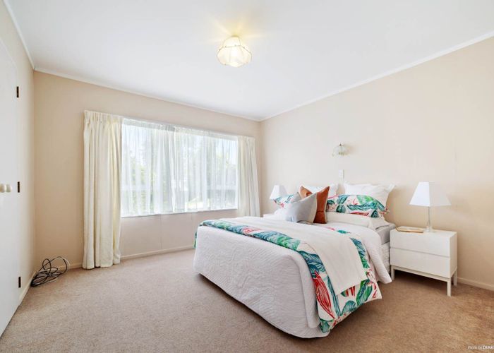  at 1/16 Williamson Avenue, Belmont, North Shore City, Auckland