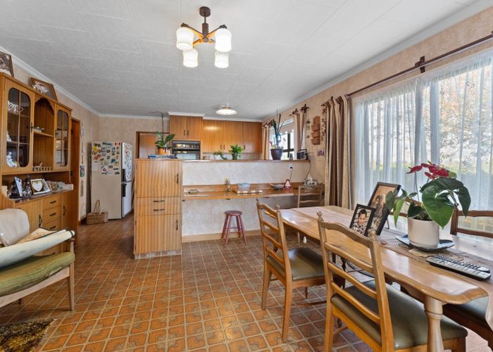  at 43 Oriwa Crescent, Otaki