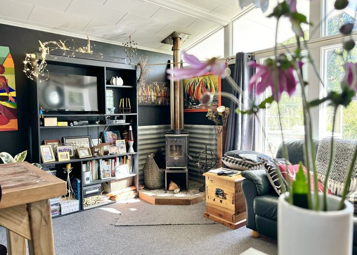  at 32 Phillips Street, Waipawa