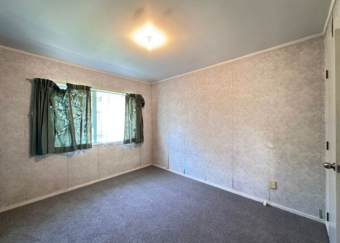  at 14 Crail Court, Goodwood Heights, Manukau City, Auckland