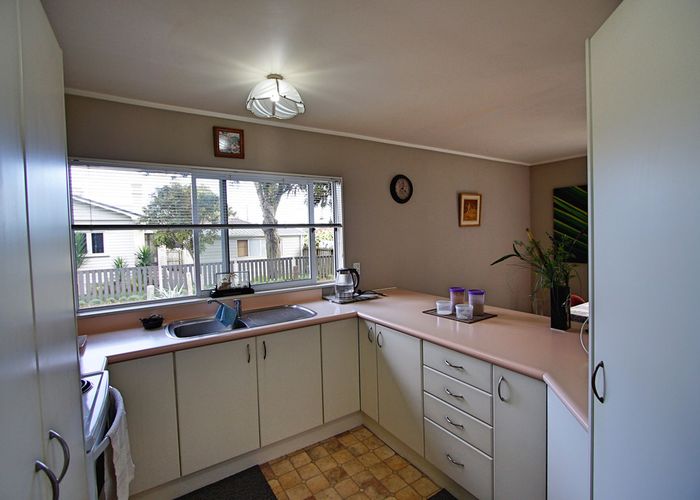  at 2/348 Great South Road, Opaheke, Papakura