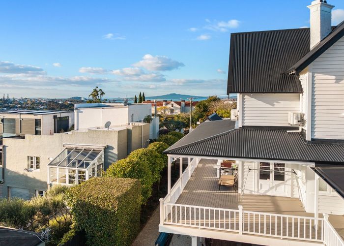  at 62 Bassett Road, Remuera, Auckland City, Auckland