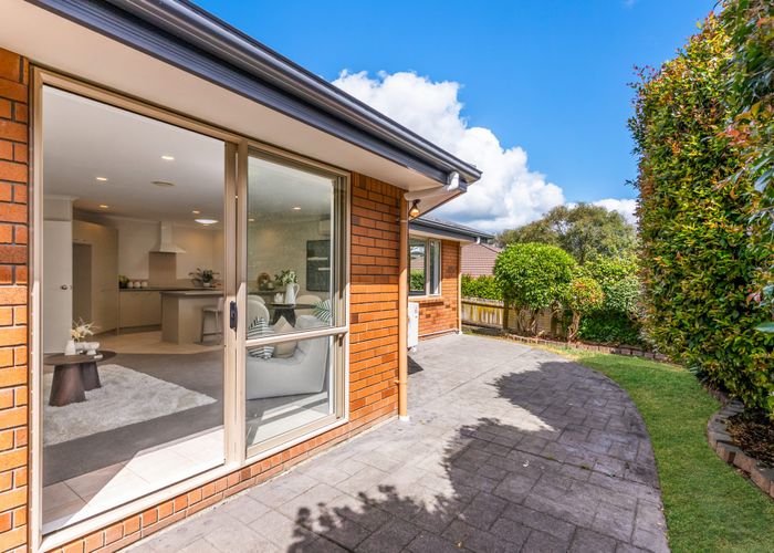  at 5 Sunvista Avenue, Oteha, North Shore City, Auckland
