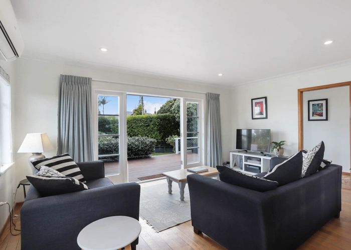  at 2 Quiet Street, Te Atatu South, Auckland