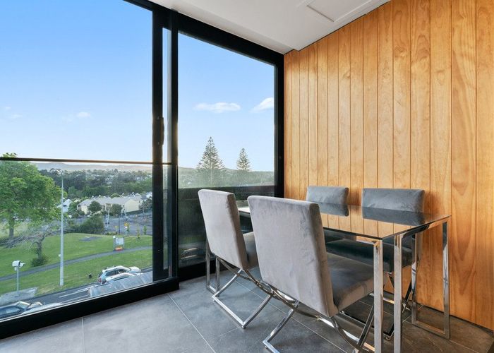  at 301/1 Buscomb avenue, Henderson, Waitakere City, Auckland